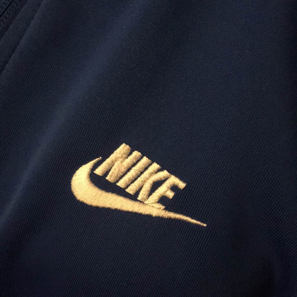 Nike Jacket - Picture 4 of 6